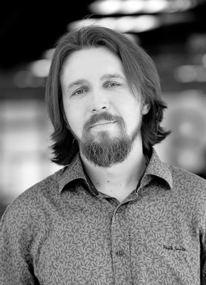 Андрей Комиссаров